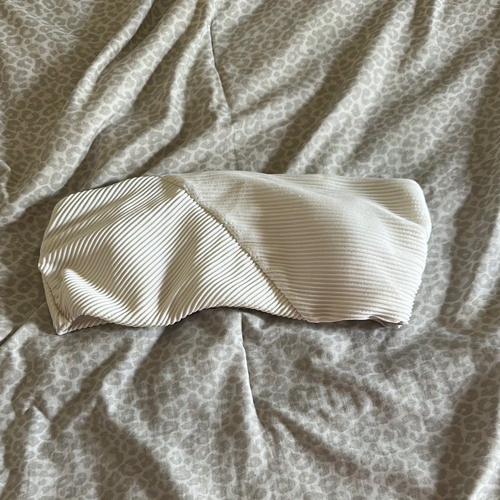 Hollister White Ribbed Bandeau